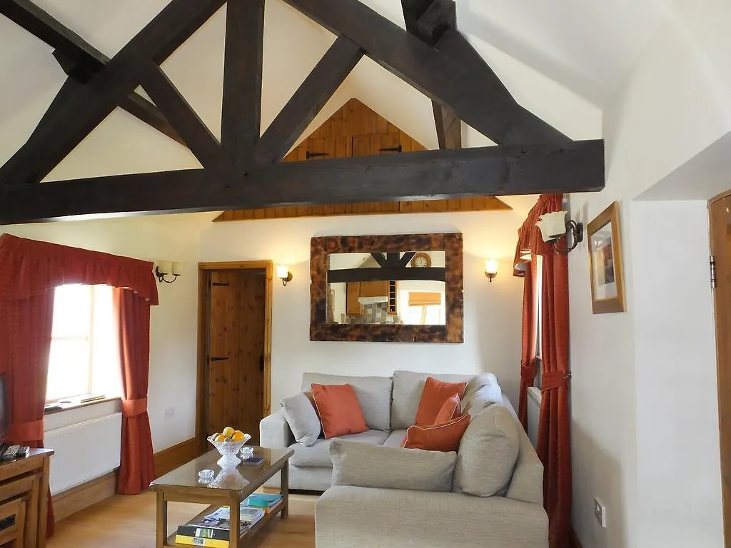 Ann'S Cottage And The Old Smithy Rosedale Abbey