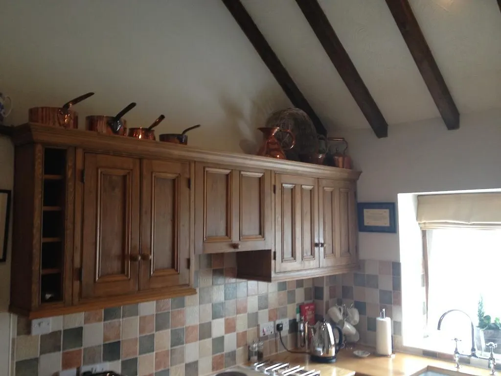 Ann'S Cottage And The Old Smithy Rosedale Abbey