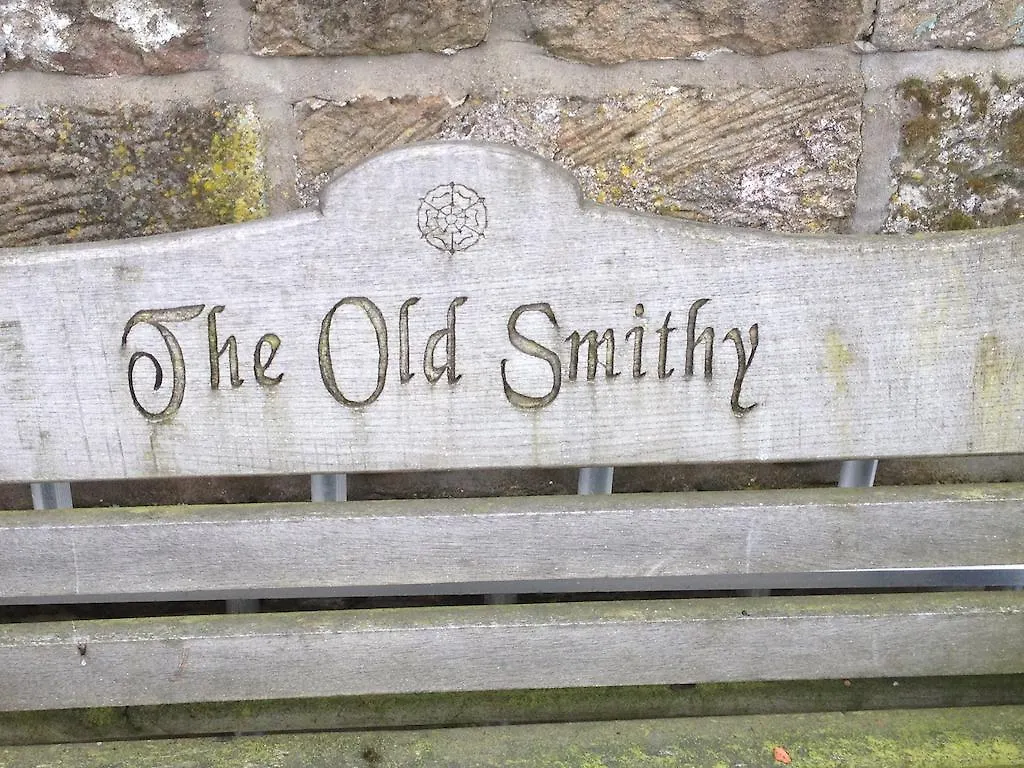 Ann'S Cottage And The Old Smithy Rosedale Abbey
