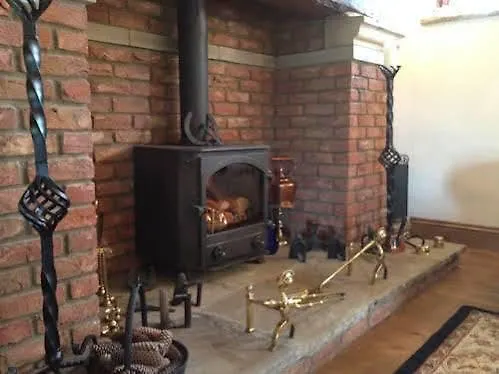 Ann'S Cottage And The Old Smithy Rosedale Abbey